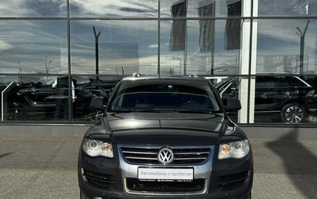 Volkswagen Touareg III, 2009 год, 1 025 000 рублей, 2 фотография