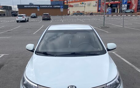 KIA Rio III рестайлинг, 2017 год, 1 200 000 рублей, 1 фотография