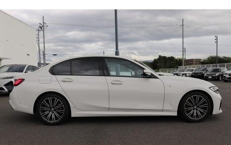 BMW 3 серия, 2021 год, 1 890 000 рублей, 8 фотография