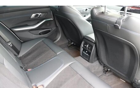 BMW 3 серия, 2021 год, 1 890 000 рублей, 10 фотография
