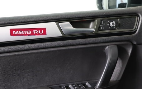 Volkswagen Touareg III, 2014 год, 2 099 990 рублей, 13 фотография