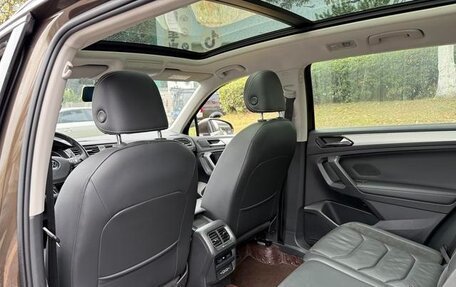 Volkswagen Tiguan II, 2021 год, 2 690 000 рублей, 8 фотография