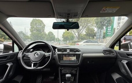 Volkswagen Tiguan II, 2021 год, 2 690 000 рублей, 9 фотография