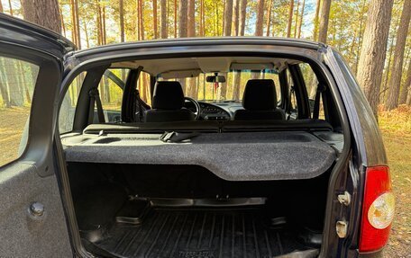 Chevrolet Niva I рестайлинг, 2016 год, 780 000 рублей, 8 фотография