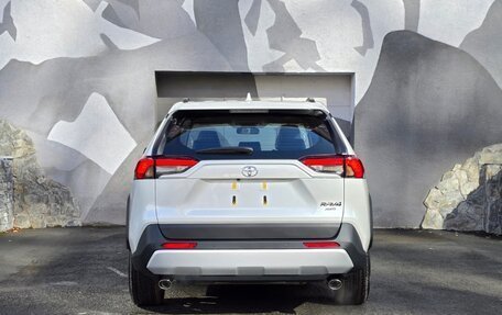 Toyota RAV4, 2025 год, 4 300 000 рублей, 5 фотография