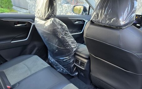 Toyota RAV4, 2025 год, 4 300 000 рублей, 17 фотография