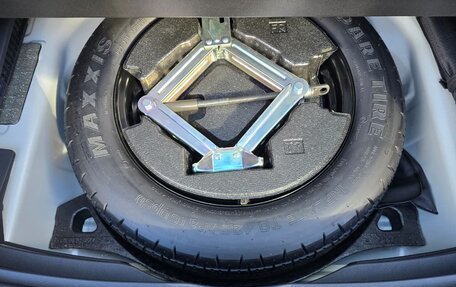 Toyota RAV4, 2025 год, 4 300 000 рублей, 21 фотография