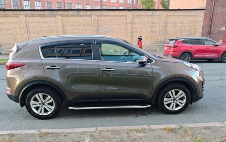 KIA Sportage IV рестайлинг, 2018 год, 2 300 000 рублей, 4 фотография