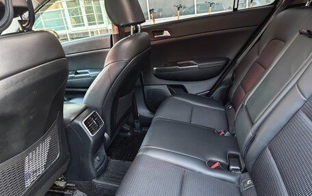KIA Sportage IV рестайлинг, 2018 год, 2 300 000 рублей, 7 фотография