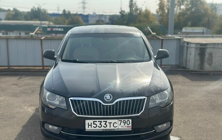 Skoda Superb III рестайлинг, 2013 год, 925 000 рублей, 1 фотография
