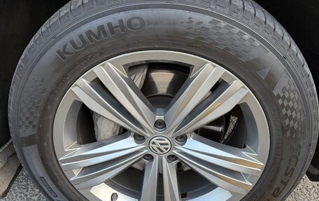 Volkswagen Touareg III, 2020 год, 4 850 000 рублей, 4 фотография