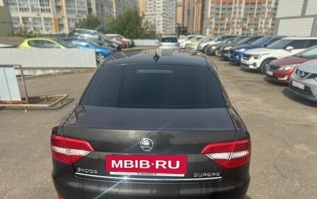 Skoda Superb III рестайлинг, 2013 год, 925 000 рублей, 6 фотография