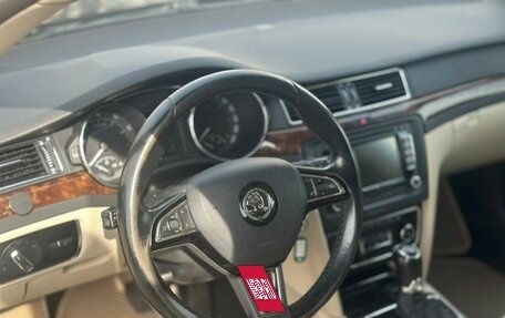 Skoda Superb III рестайлинг, 2013 год, 925 000 рублей, 10 фотография