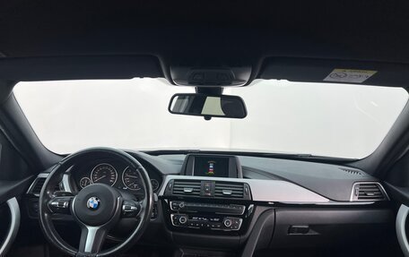 BMW 3 серия, 2018 год, 2 990 000 рублей, 9 фотография