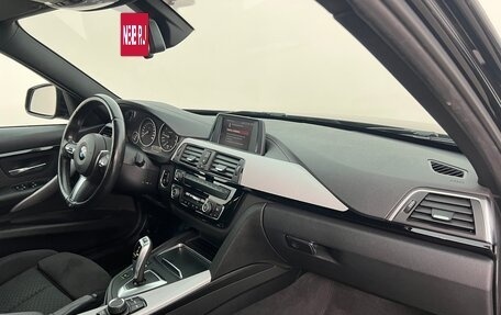 BMW 3 серия, 2018 год, 2 990 000 рублей, 15 фотография