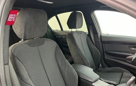 BMW 3 серия, 2018 год, 2 990 000 рублей, 16 фотография
