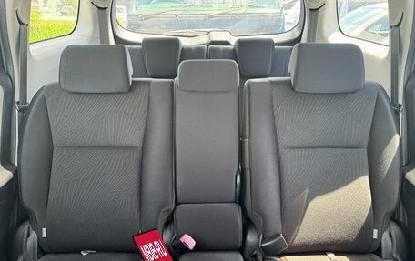 Toyota Wish II, 2012 год, 990 000 рублей, 11 фотография
