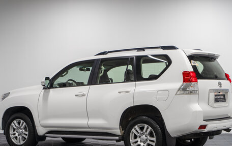 Toyota Land Cruiser Prado 150 рестайлинг 2, 2012 год, 3 490 000 рублей, 10 фотография