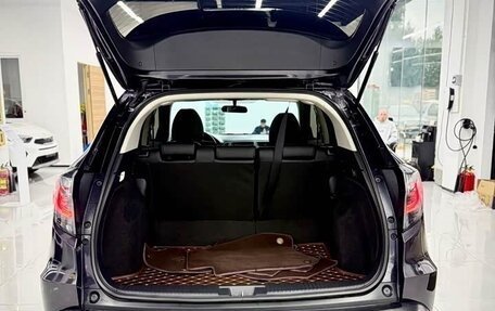 Honda Vezel, 2022 год, 1 570 000 рублей, 9 фотография