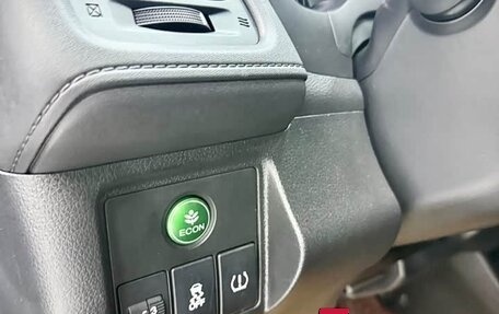 Honda Vezel, 2022 год, 1 570 000 рублей, 18 фотография