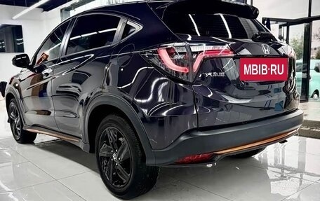 Honda Vezel, 2022 год, 1 570 000 рублей, 6 фотография
