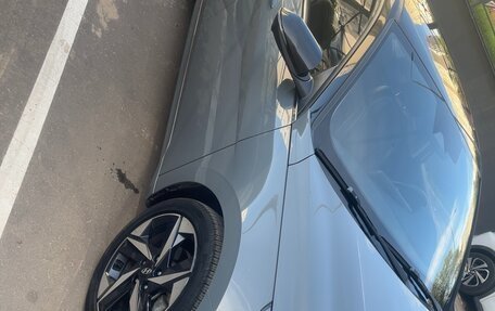 Hyundai Elantra, 2021 год, 2 260 000 рублей, 3 фотография