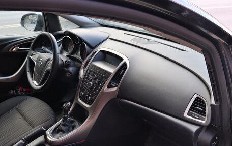 Opel Astra J, 2011 год, 500 000 рублей, 7 фотография