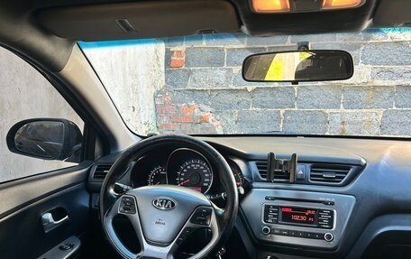 KIA Rio III рестайлинг, 2016 год, 680 000 рублей, 24 фотография