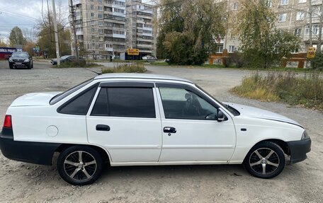 Daewoo Nexia I рестайлинг, 2012 год, 225 000 рублей, 3 фотография