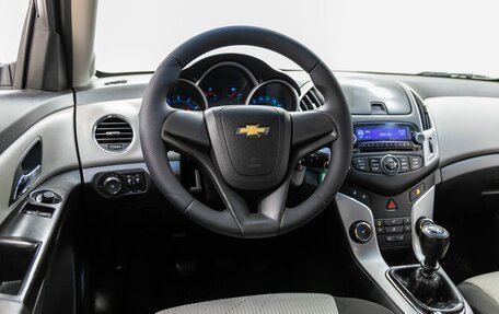Chevrolet Cruze II, 2013 год, 848 000 рублей, 16 фотография