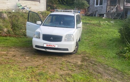 Mitsubishi Dion I рестайлинг, 2001 год, 400 000 рублей, 2 фотография