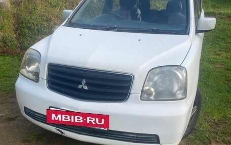 Mitsubishi Dion I рестайлинг, 2001 год, 400 000 рублей, 8 фотография