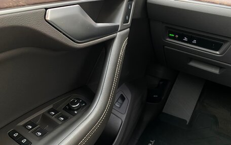 Volkswagen Touareg III, 2019 год, 3 327 800 рублей, 21 фотография