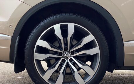 Volkswagen Touareg III, 2019 год, 3 327 800 рублей, 26 фотография