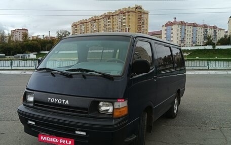Toyota HiAce H100, 1990 год, 435 000 рублей, 2 фотография