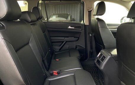 Volkswagen Teramont I, 2018 год, 2 729 700 рублей, 10 фотография