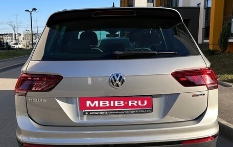 Volkswagen Tiguan II, 2019 год, 2 899 000 рублей, 7 фотография