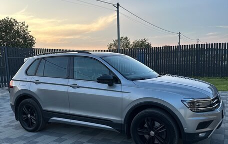 Volkswagen Tiguan II, 2019 год, 2 899 000 рублей, 9 фотография