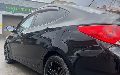 Hyundai Solaris II рестайлинг, 2012 год, 920 000 рублей, 4 фотография