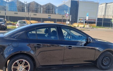 Chevrolet Cruze II, 2011 год, 650 000 рублей, 4 фотография