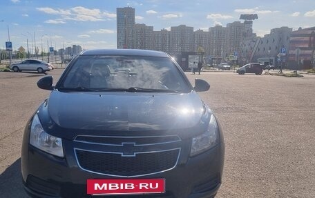 Chevrolet Cruze II, 2011 год, 650 000 рублей, 3 фотография