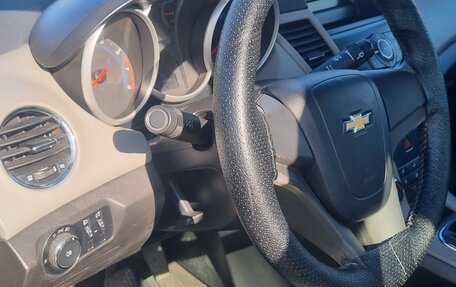 Chevrolet Cruze II, 2011 год, 650 000 рублей, 15 фотография