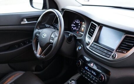 Hyundai Tucson III, 2016 год, 1 700 000 рублей, 13 фотография