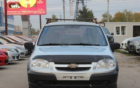 Chevrolet Niva I рестайлинг, 2011 год, 299 999 рублей, 2 фотография