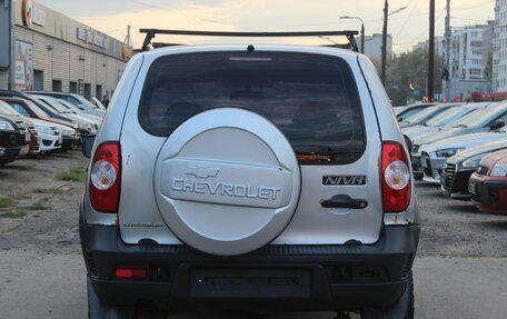 Chevrolet Niva I рестайлинг, 2011 год, 299 999 рублей, 4 фотография