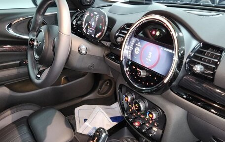 MINI Clubman, 2022 год, 5 200 000 рублей, 8 фотография