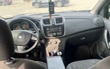 Renault Logan II, 2014 год, 490 000 рублей, 12 фотография
