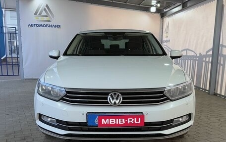 Volkswagen Passat B8 рестайлинг, 2017 год, 1 800 000 рублей, 8 фотография