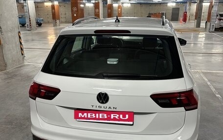 Volkswagen Tiguan II, 2021 год, 2 200 000 рублей, 5 фотография