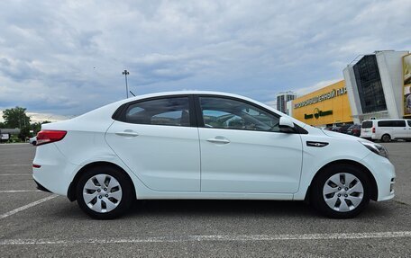 KIA Rio III рестайлинг, 2016 год, 1 090 000 рублей, 2 фотография